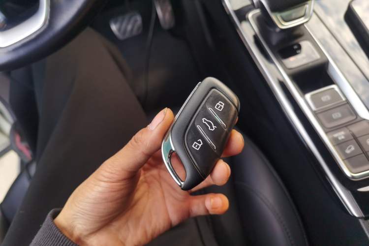 Used Roewe RX5 MAX 2019 400TGI Automatic Smart Cabin Flagship Edition