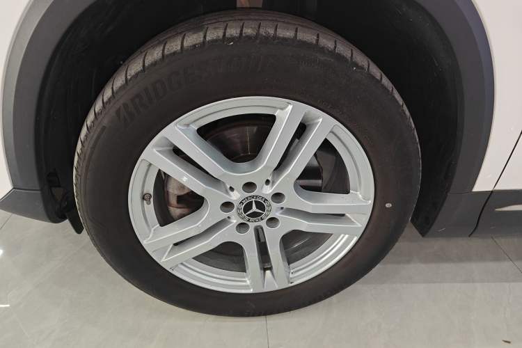 Used Mercedes-Benz GLA 2023 GLA 200 Left Front Wheel Hub