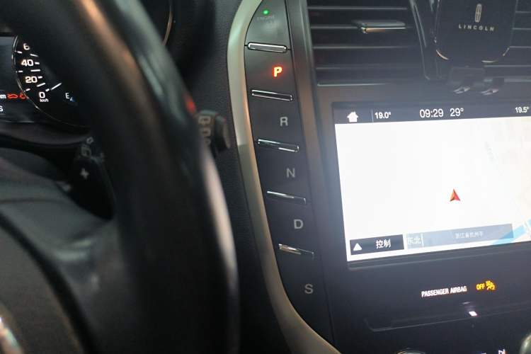 Used Lincoln MKC 2018 2.0T Four-Wheel Drive Zunya Edition