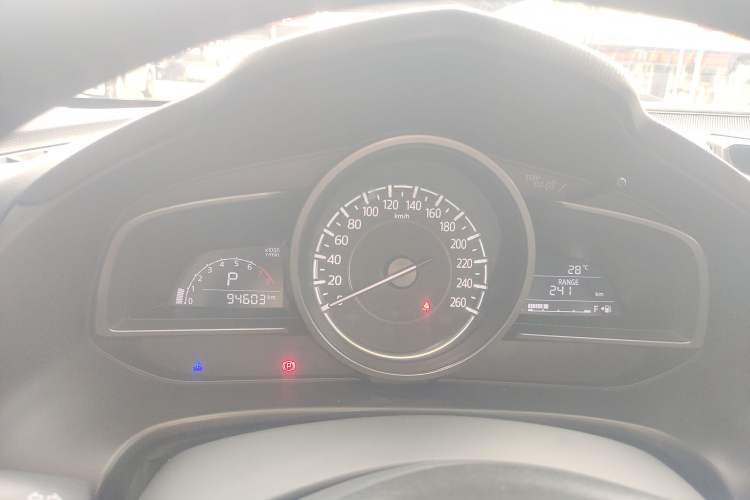 Used Mazda 3 Axela 2017 Hatchback 2.0L Automatic Luxury Model Emission Standard China V Instrument Cluster