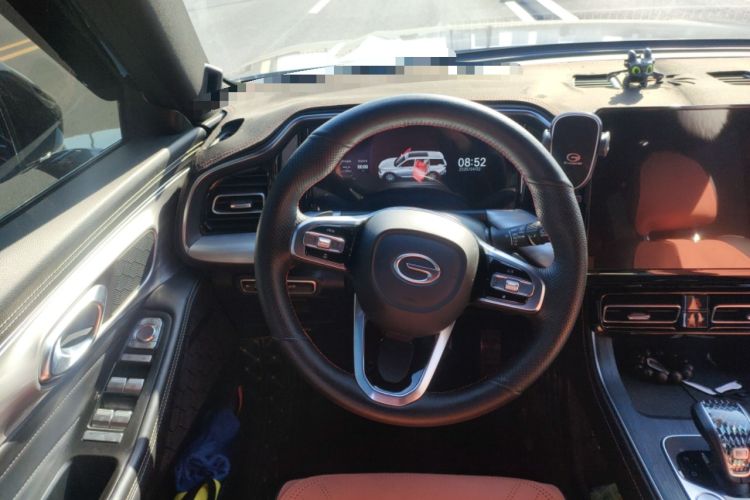 Used GAC Trumpchi GS8 2024 Linghang Series 2.0 TGDI Two-Wheel Drive Luxury Smart Connectivity Version Steering Wheel