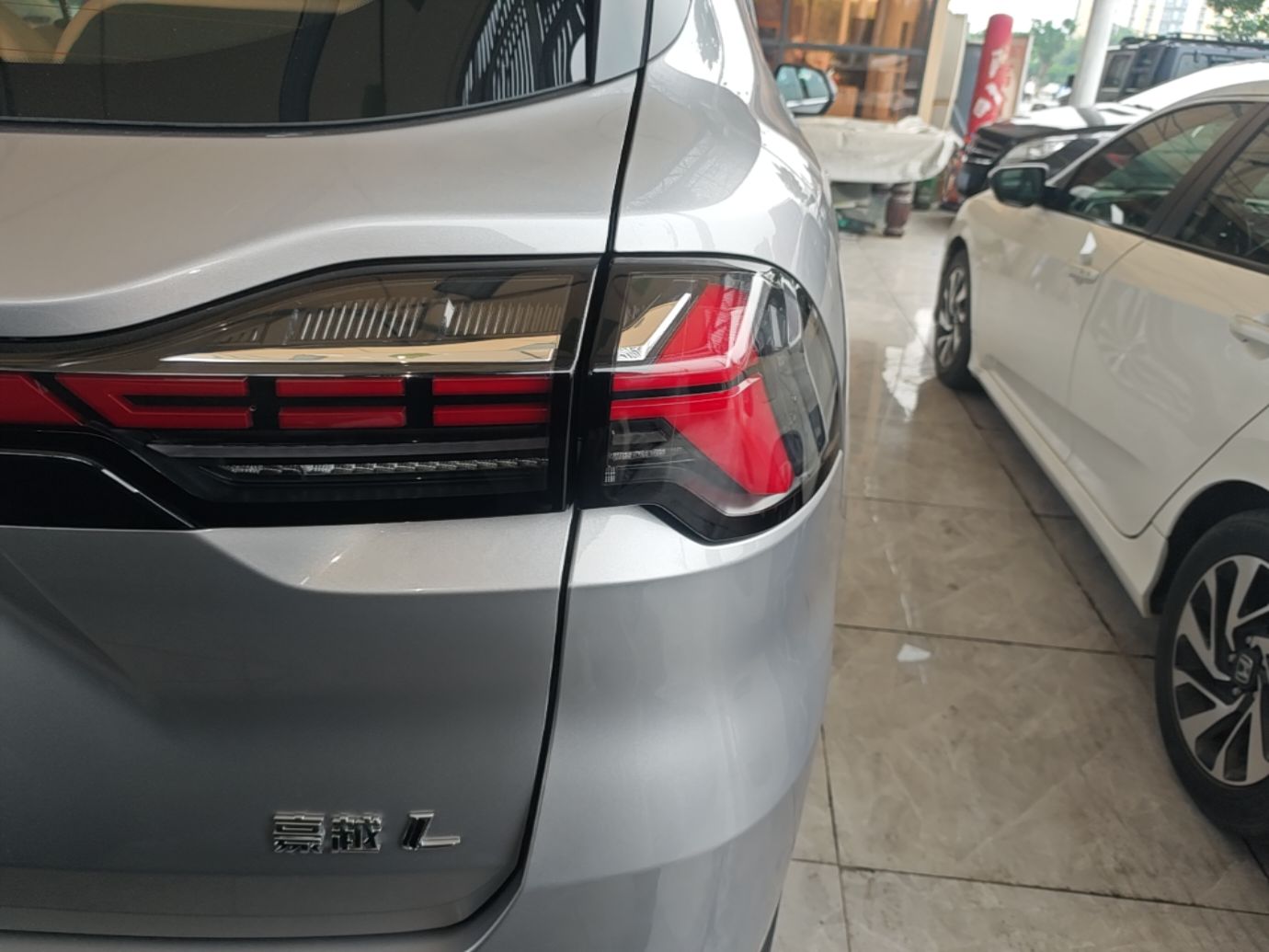 Geely Auto Haoyue L 2026 Model 2.0TD DCT Bliss — снимка 9