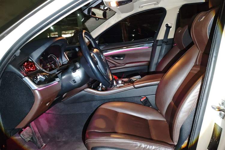 Used BMW 5 Series 2014 525Li Luxury Design Package
