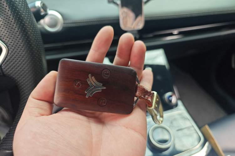 Used NETA U 2022 Neta U-Ⅱ 400 Lithium Iron Phosphate