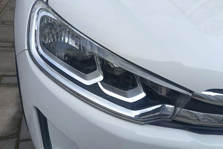 Used Citroen C3-XR 2015 1.6L Automatic Fashion Model
