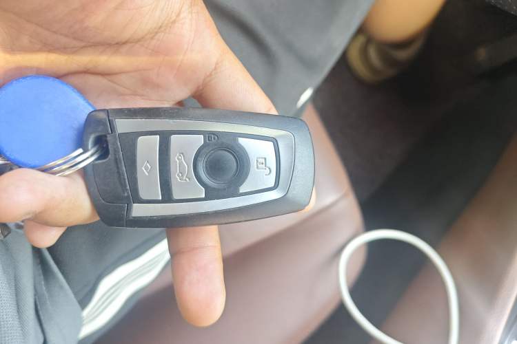 Used BMW 5 Series GT 2015 528i Leading Model
