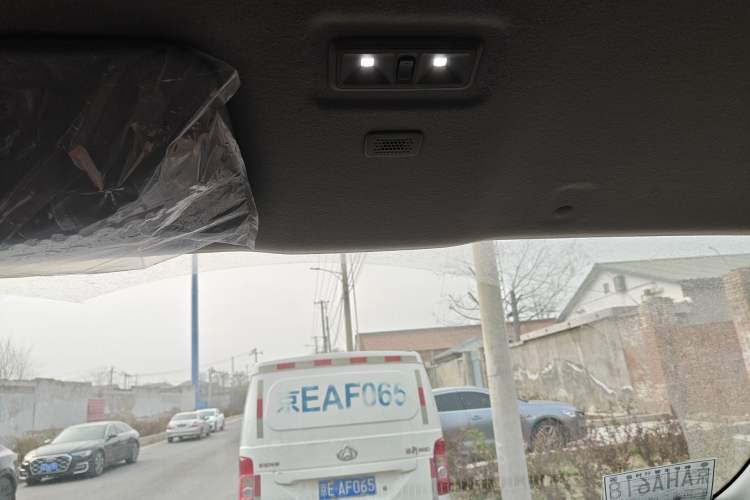 Used JMC E Fushun 2025 Model, Blind Window Version, 41.86 kWh, Short Axle, Low-roof, 3.0 tons
