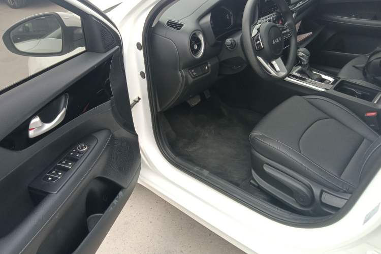 Used Kia K3 2021 Revised 1.5L CVT Fashion Edition