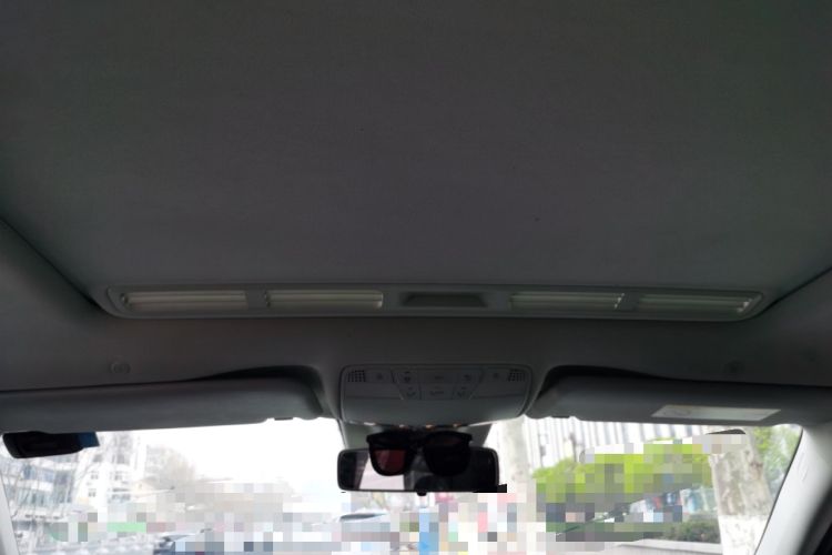 Used Mercedes-Benz E-Class 2016 E 200 L Sport Edition Headliner