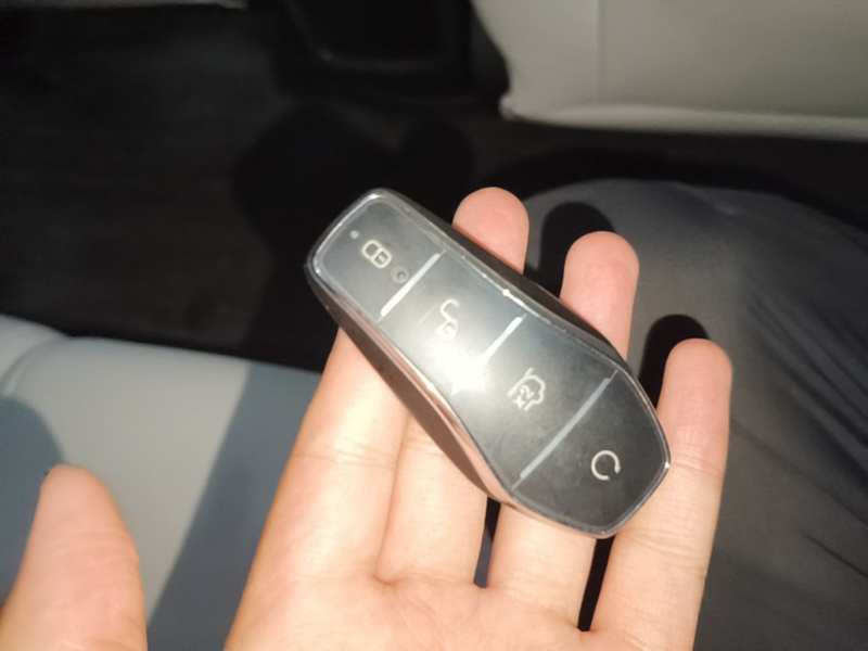 Used BYD Yuan UP 2024 401 km Active Version — 8