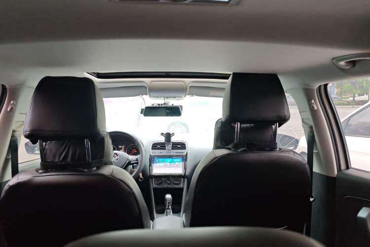 Used Volkswagen Polo 2018 1.5L Automatic Enjoyment Model Headliner