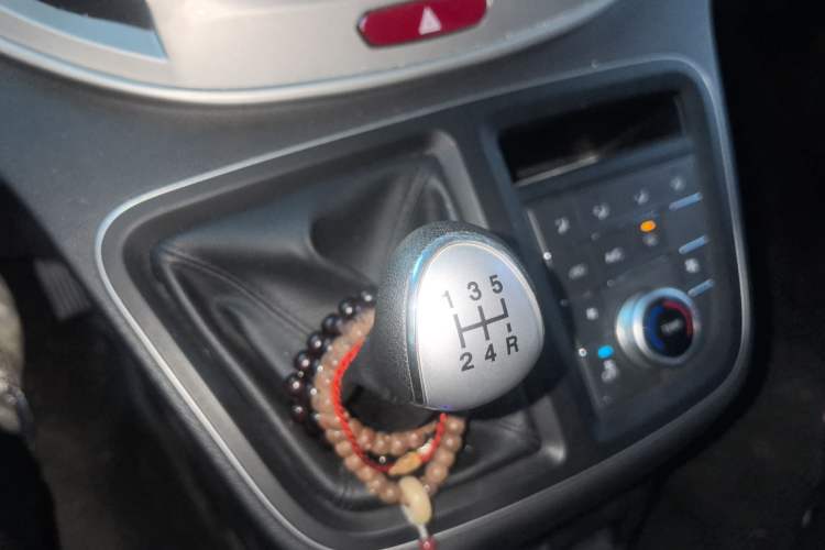 Used JAC Refine M4 2019 Business & Travel Series 2.0L Manual Speed Edition China VI Standard Gear Lever