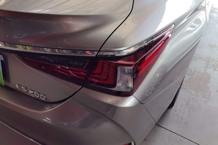 Used Lexus ES 2018 200 Luxury Edition China V Standard
