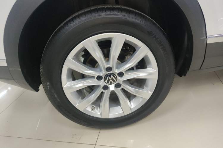 Used Volkswagen T-ROC 2022 280TSI DSG Two-Wheel Drive Elite PLUS
