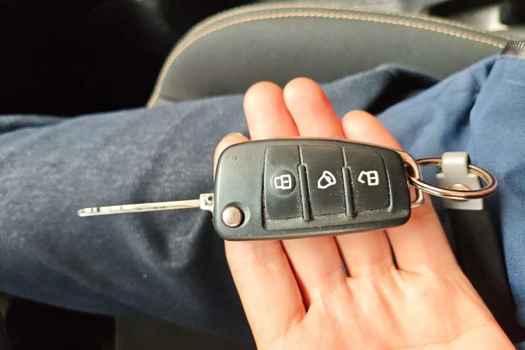 Used JAC Refine M3 2022 PLUS 1.5T 7-Seater Standard Model
