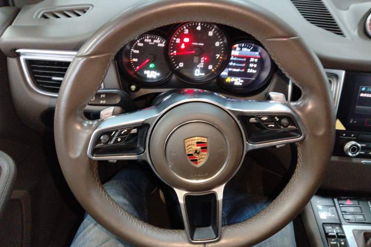 Used Porsche Macan 2017 Macan 2.0T
