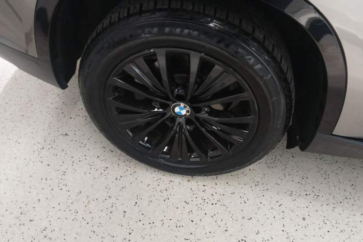 Used BMW X5 2017 xDrive28i
