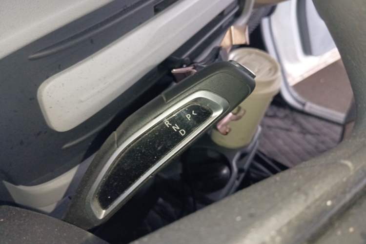 Used SAIC MAXUS Dana V1 2025 V1 Long-Wheelbase High-Roof Cargo Version (50 kWh) Gear Lever