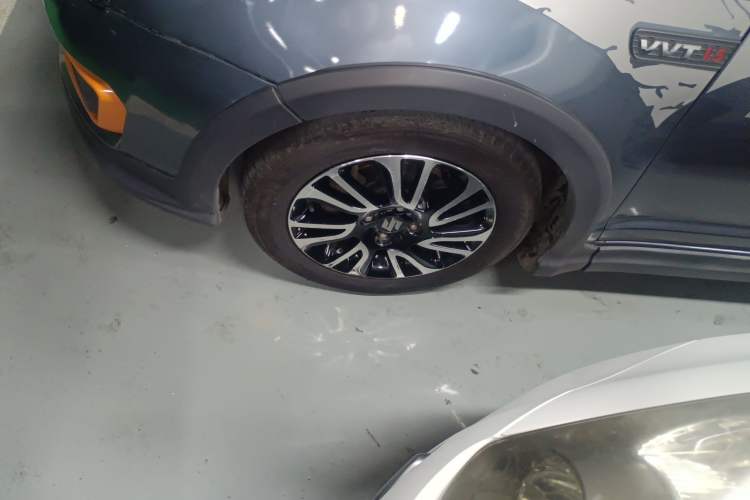 Used Suzuki Swift 2016 1.5L Manual Fashion Edition Cool Play Version
