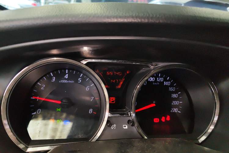 Used Nissan Livina 2013 Jinrui 1.6XL CVT Comfort Edition Instrument Cluster