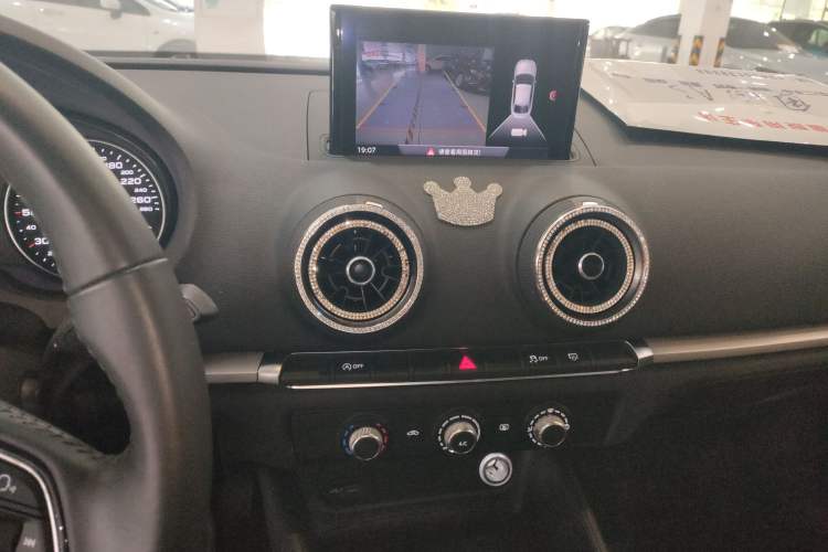 Used Audi A3 2020 Restyled Limousine 35 TFSI Ambition Version China VI
