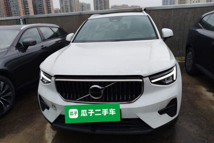 Used Volvo XC40 2024 B3 Zhiyuan Luxury Edition Front