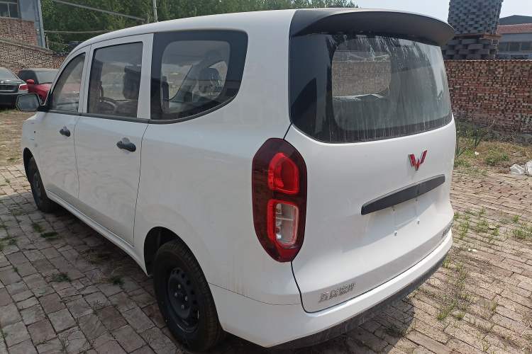 Used Wuling Hongguang New Energy 2024 All-Electric Model 300KM Practical Version Rear Left 45 Deg