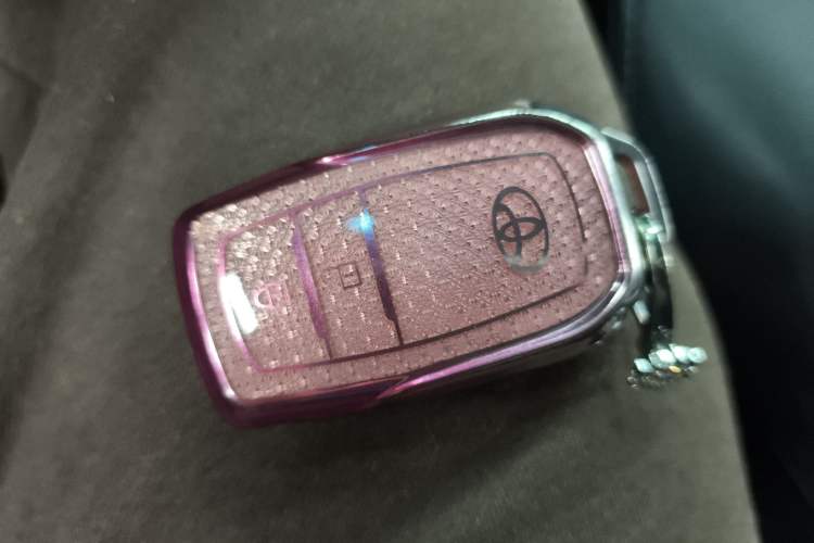 Used Toyota Venza 2022 2.0L CVT Two-Wheel Drive Luxury Edition
