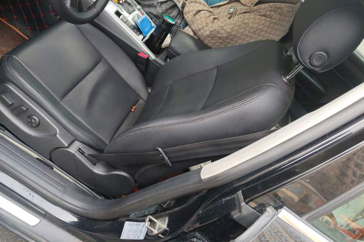 Used Audi A6L 2011 2.0 TFSI Automatic Standard Edition Left Front Seat