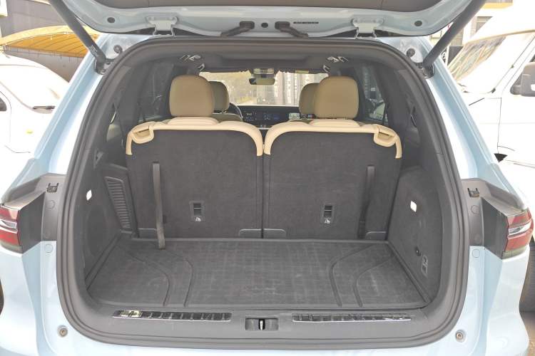 Used Li Auto ONE 2020 Extended-Range 6-Seater Version
