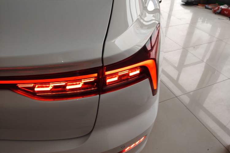 Used Bestune B70 2022 1.5T Automatic 15th Anniversary Classic Edition
