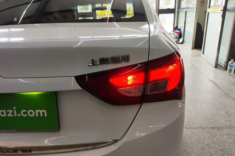 Used Buick GT 2015 15N Automatic Entry-Level Trim Right Rear Taillight