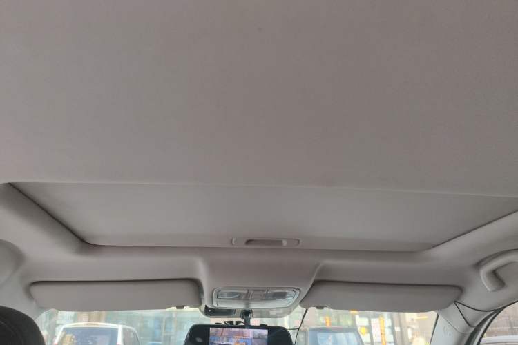 Used CHANGAN CS75 2014 1.8T Automatic Elite Model China IV Standard
