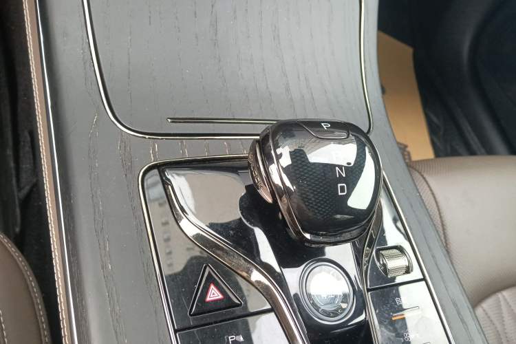 Used BYD Han 2022 EV Genesis Edition 610KM All-Wheel Drive Premium Model
