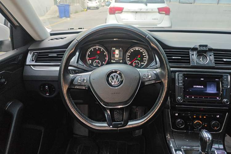 Used Volkswagen Passat 2016 330TSI DSG Prestige Edition