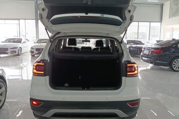 Used Volkswagen Tacqua 2023 200TSI DSG Joy-Connect Edition
