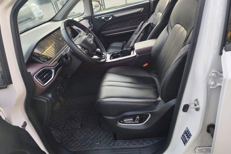 Used GAC Trumpchi M6 2023 PRO 270T DCT Prestige Edition