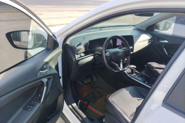 Used Chevrolet Trax 2022 Encore RS 1.5T CVT Cool
