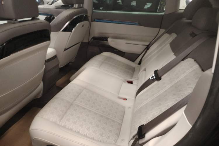 Used Zeekr 7X 2025 75 kWh Rear-Wheel Drive Intelligent Driving Version
