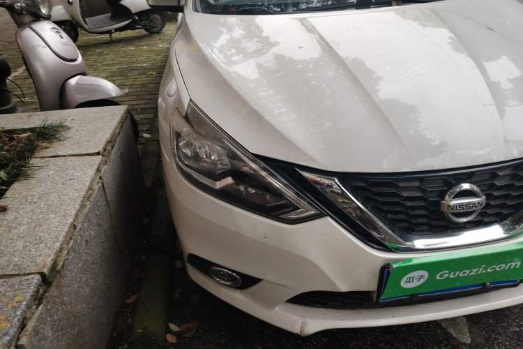 Used Nissan Sylphy 2016 Classic 1.6XL Manual Luxury Edition Right Front Headlight