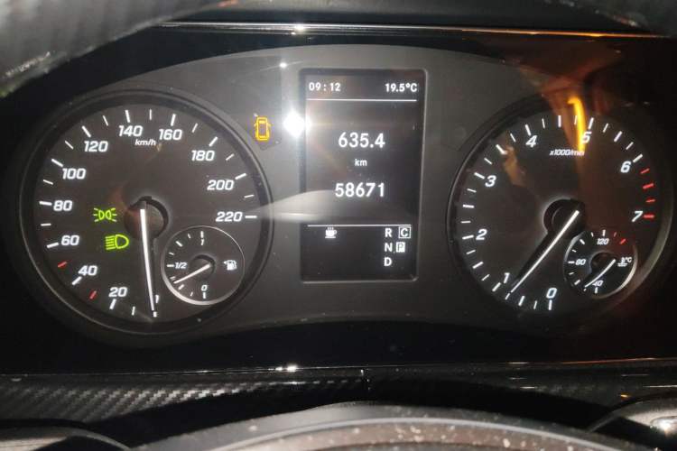Used Mercedes-Benz Vito 2021 2.0T Business Version 7 Seats Instrument Cluster