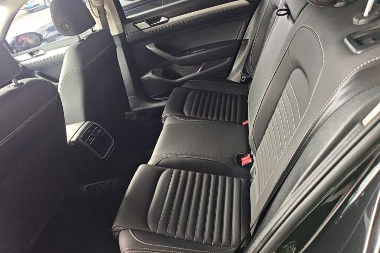 Used Volkswagen Magotan 2020 280TSI DSG Comfort Edition Left Rear Seat