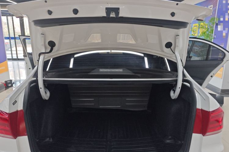 Used Volkswagen Santana 2021 1.5L Automatic Fashion Edition
