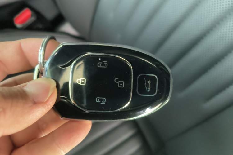 Used GAC Trumpchi M8 2024 Master Series 400T Prestige Edition
