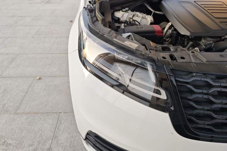 Used Land Rover Range Velar 2023 250 PS Ebony Black Limited Edition Right Front Headlight