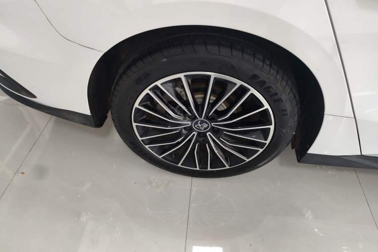 Used BYD Han 2023 DM-i Champion Edition 121KM Prestige Model Exterior 5