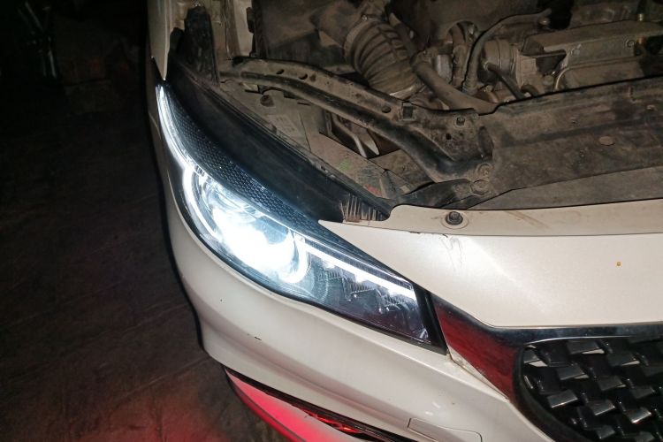 Used MG 6 2019 20T Automatic Sport Edition Right Front Headlight