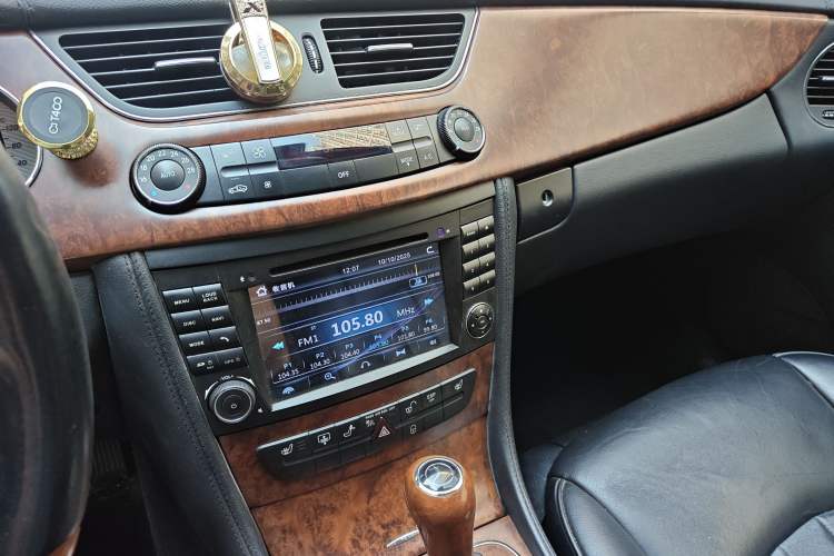 Used Mercedes-Benz CLS 2009 CLS 300
