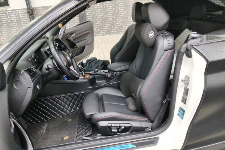 Used BMW 2 Series 2019 225i Convertible Coupe Sports Design Package Left Front Seat