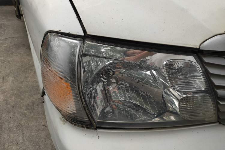 Used Jinbei Express 2017 2.0L Standard Version V19